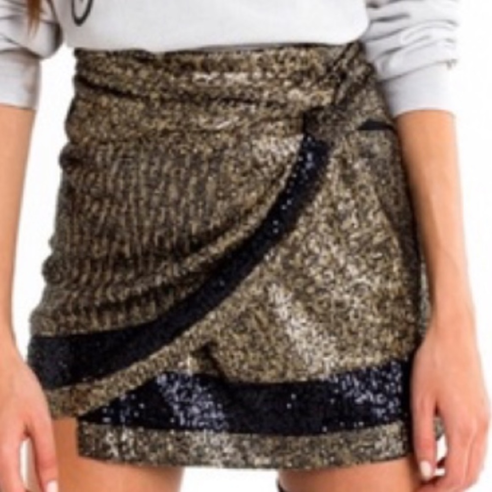 🦊NWT 💎 WILDFOX 💎 Sz. Md 💄Sequin Deliciousness
